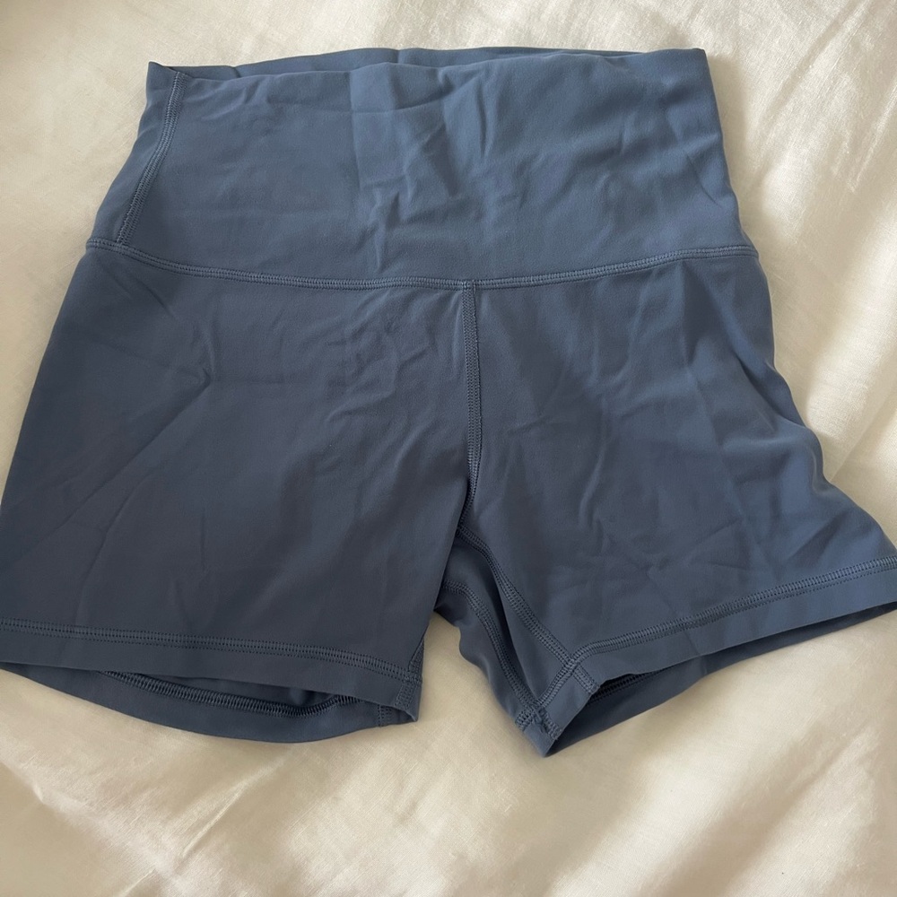 lululemon athletica align shorts 4 inch